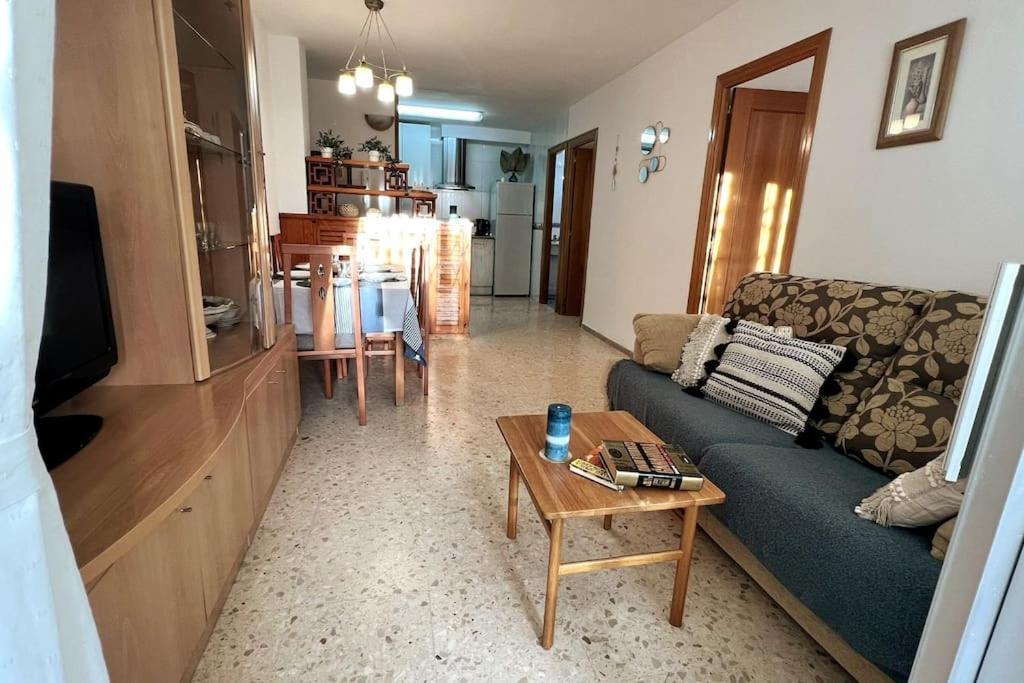Azul 2 Bedroom Apartment In Salou Tarragona Buitenkant foto